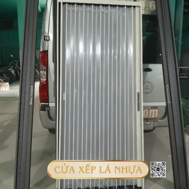 Cua xep xam 3