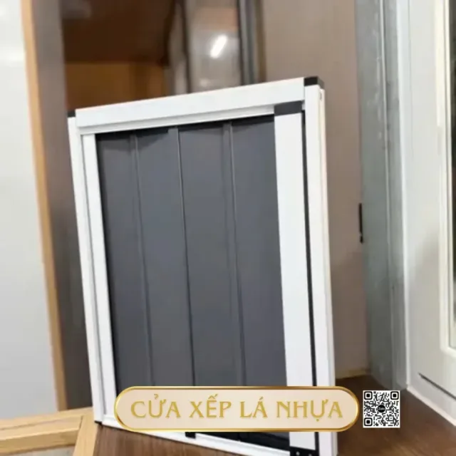 Cua xep xam 4