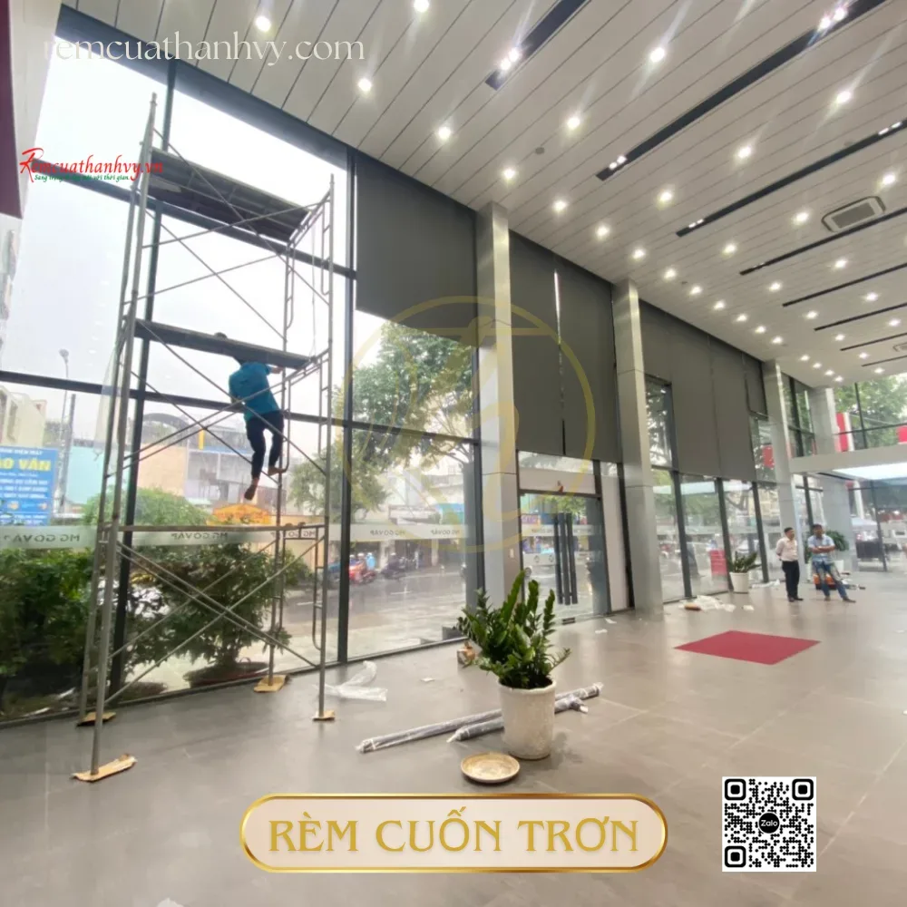 Rem cuon tron mau xam 9