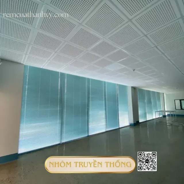 Rem sa nhom mau xanh duong la c 9