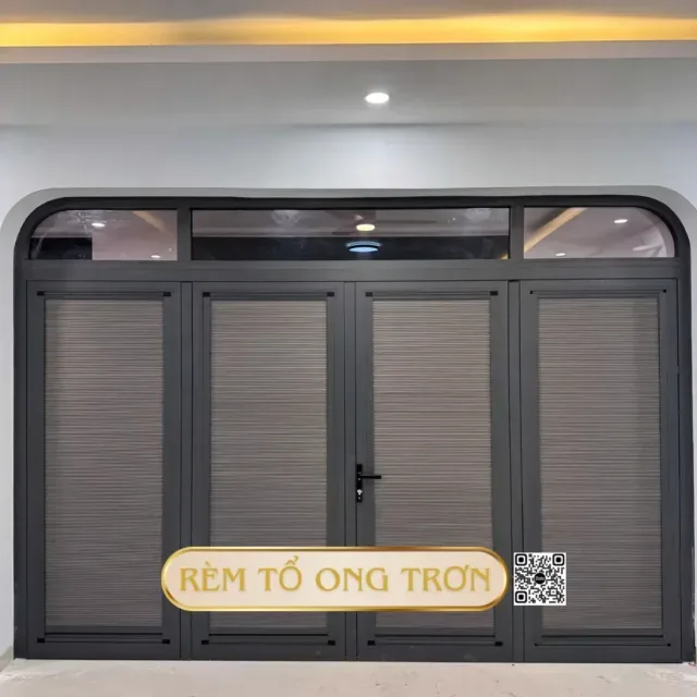 Rem to ong cua di 2 khung 17