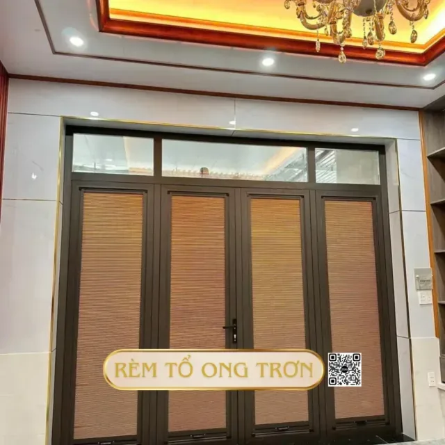 Rem to ong cua di 2 khung 5