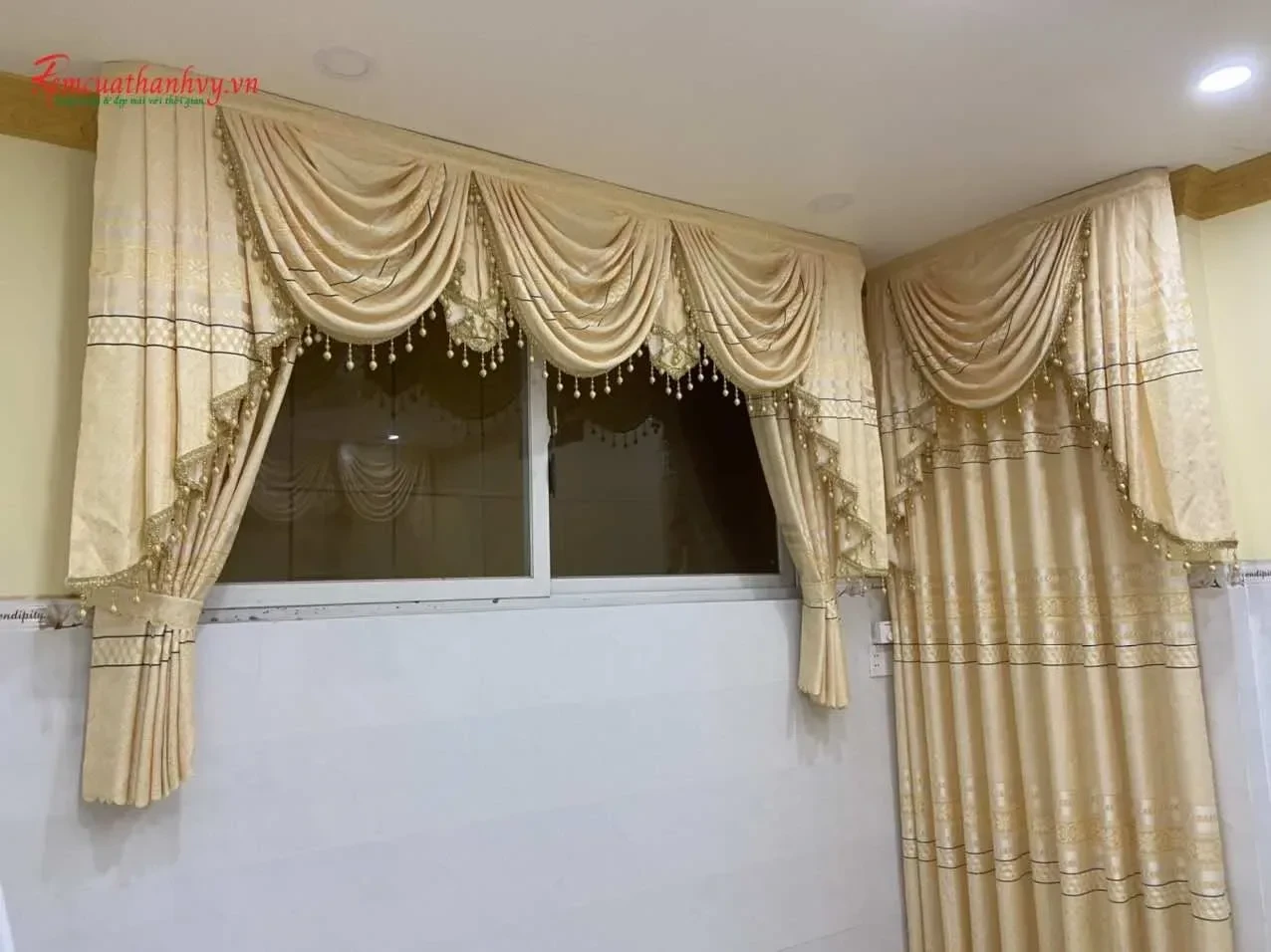Công trình Rèm Sò Nữ Hoàng Phòng Hội Trường – Chùa Liên Hoa Bình Tân