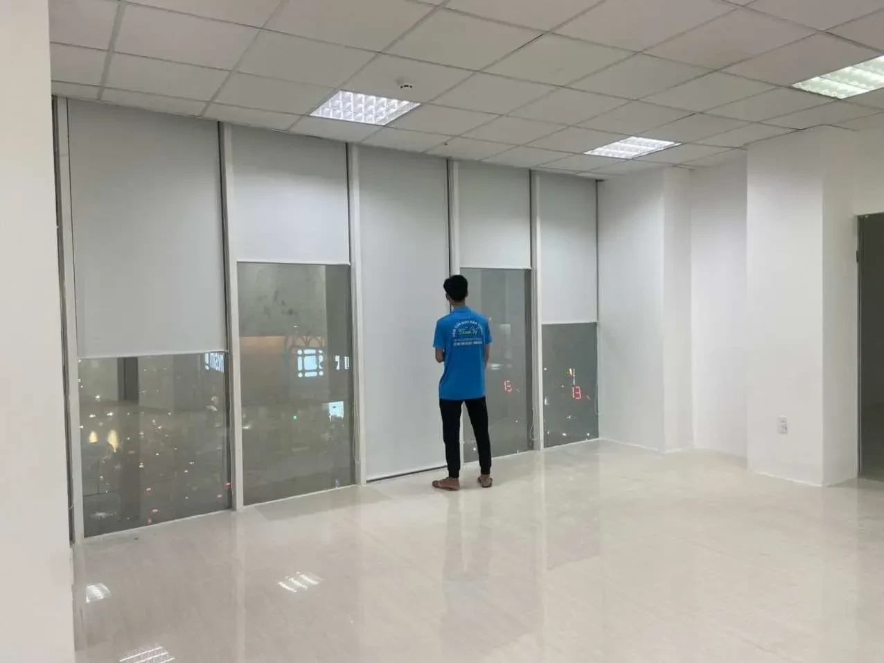 Công trình Rèm Sáo Cuốn Văn Phòng Tầng Cao – Quận Tân Bình