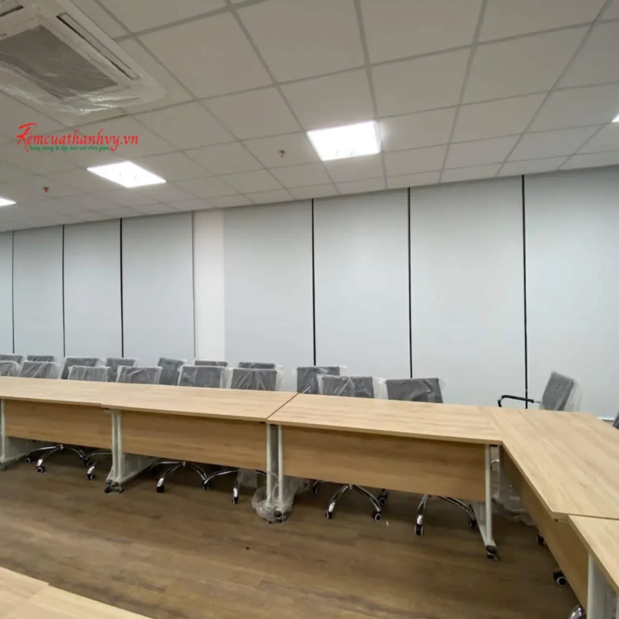 Công trình Rèm Cuốn Kín Sáng Văn Phòng An Thạnh, Bến Lức, Long An