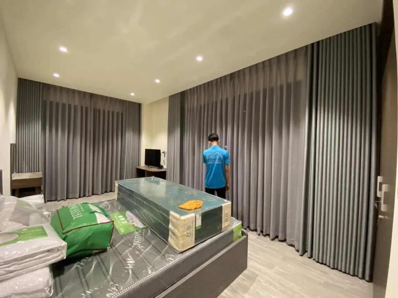 Công trình Rèm Vải 2 Lớp Hấp Sóng Phòng Ngủ Villa Hồ Tràm