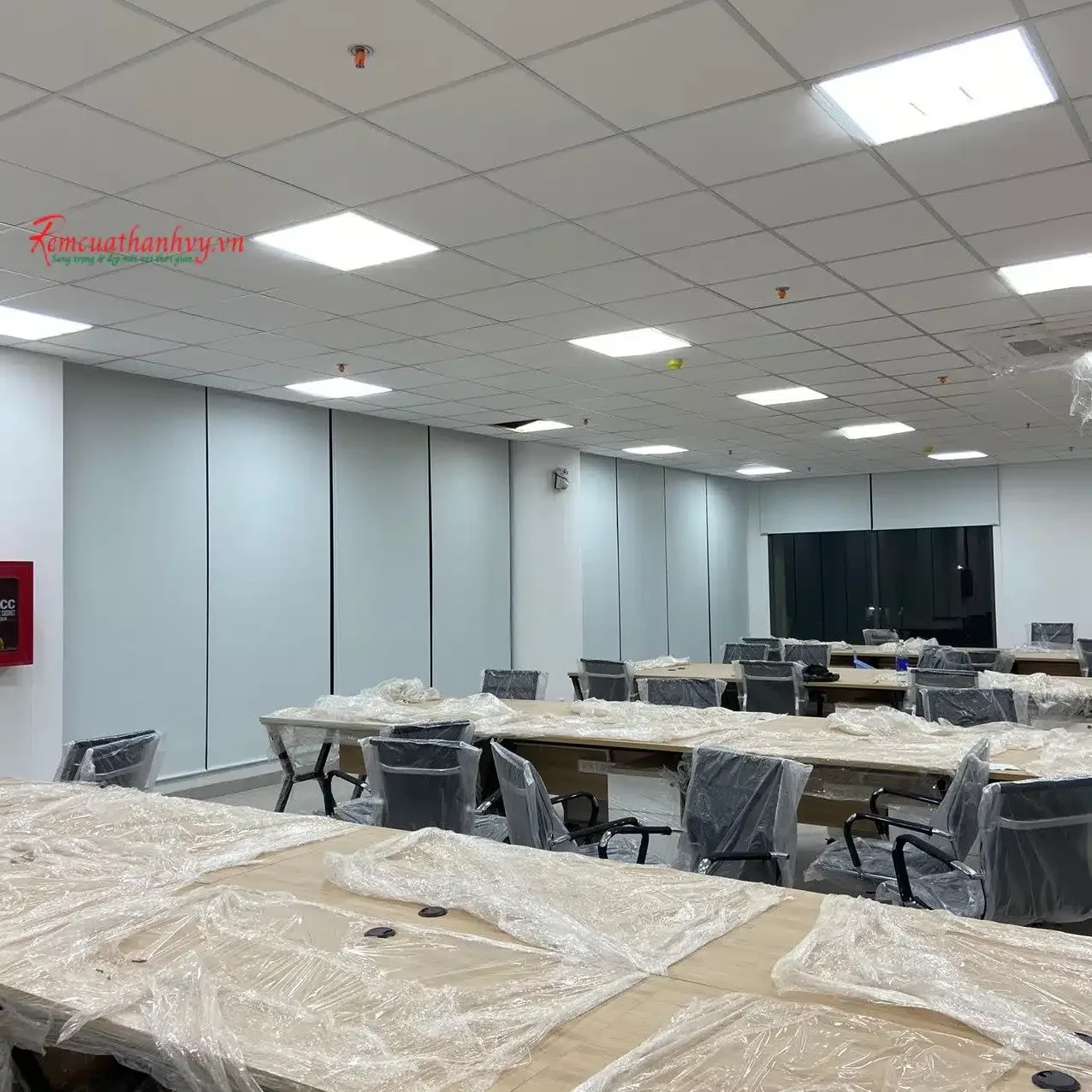 Công trình Rèm Cuốn Kín Sáng Văn Phòng An Thạnh, Bến Lức, Long An