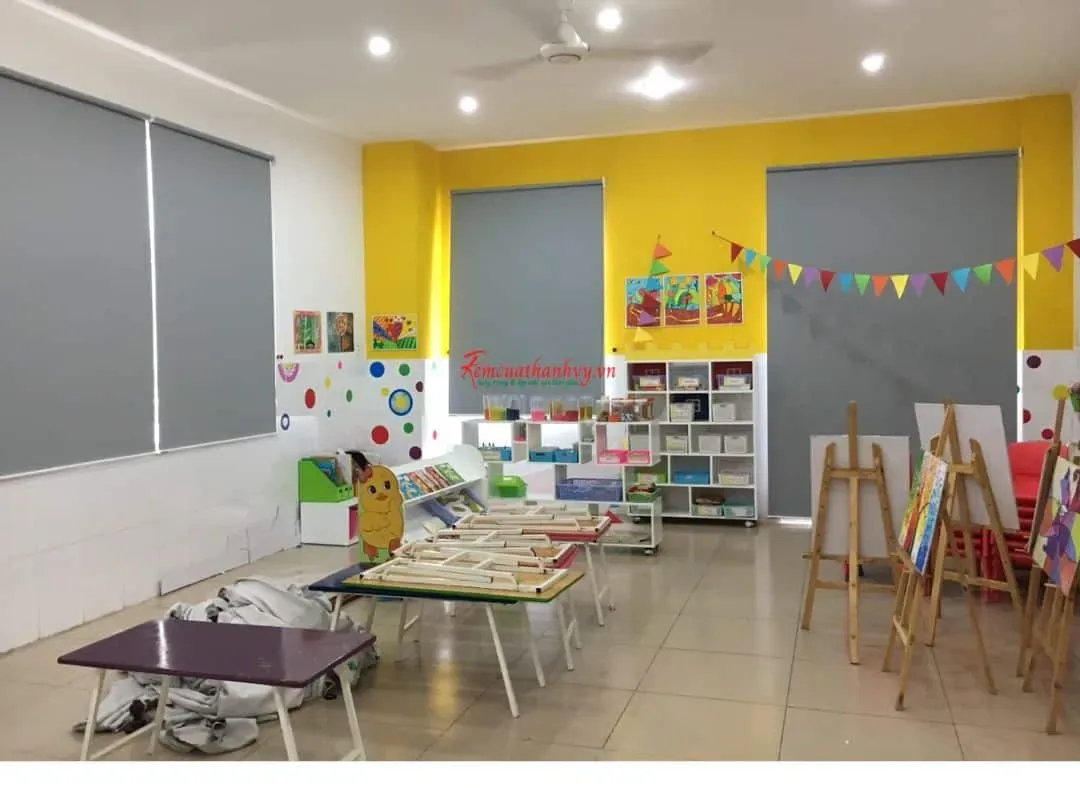 Công trình Rèm Cuốn Xám Phòng Học Trường Mầm Non Quận Bình Tân