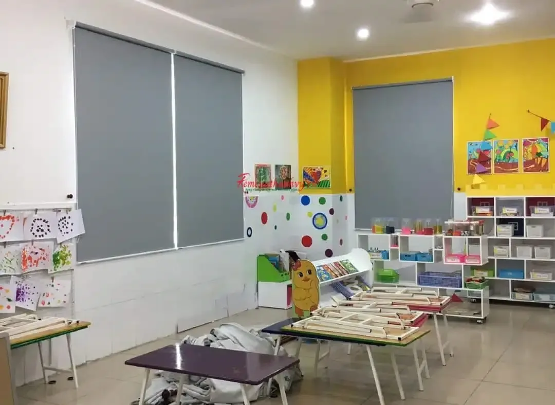 Công trình Rèm Cuốn Xám Phòng Học Trường Mầm Non Quận Bình Tân