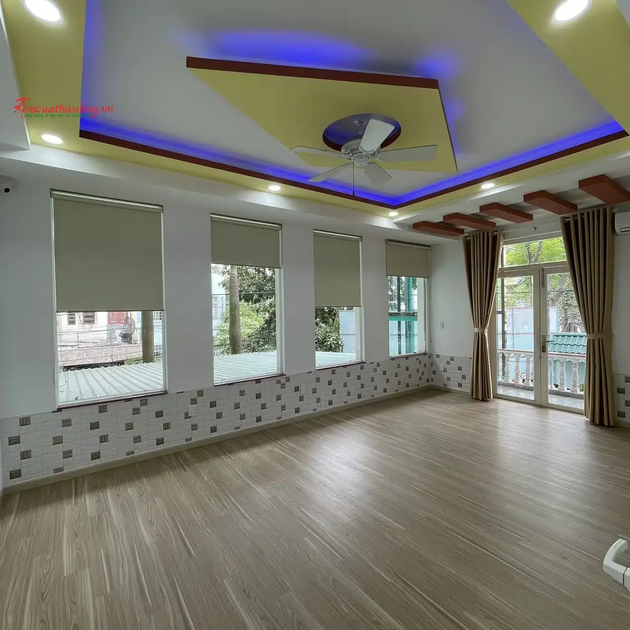 Công trình Rèm Cuốn Xanh Lạ Phòng Học Mầm Non Little Lion – Bình Tân