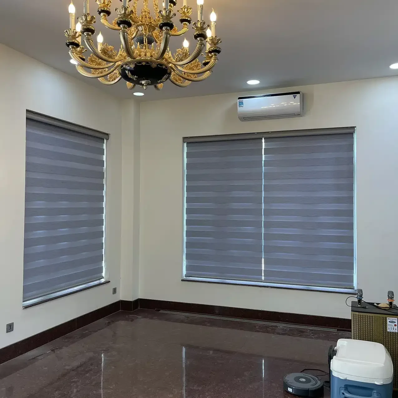 Công trình Rèm Vải Xám Đậm & Zebra Blinds – Nhà Phố Thảo Điền, Quận 2