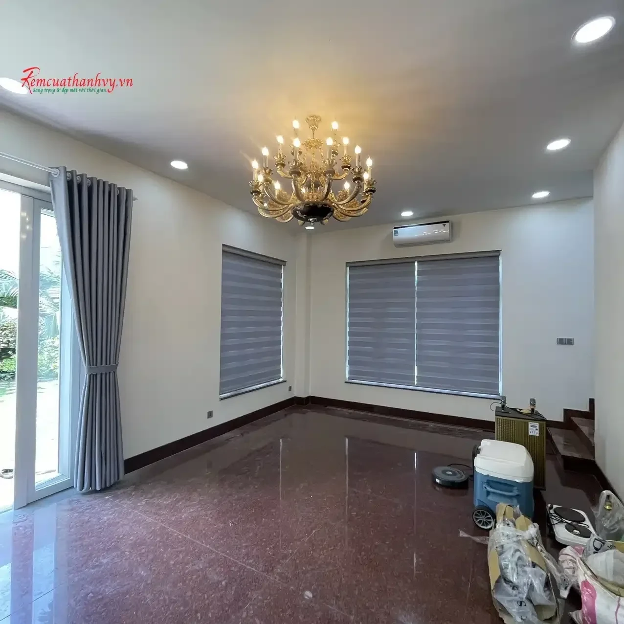 Công trình Rèm Vải Xám Đậm & Zebra Blinds – Nhà Phố Thảo Điền, Quận 2