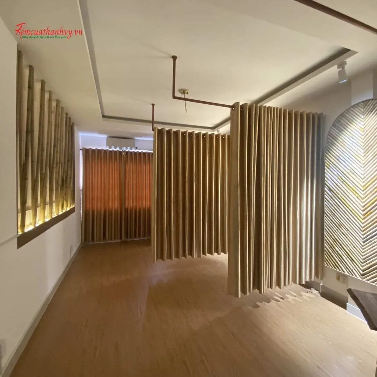 Công trình Rèm Sợi & Rèm Voan Spa Thy Nhiên Tân Phú – Ngăn Giường Cao Cấp