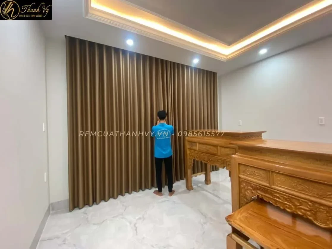Công trình Rèm Cuốn Vải Cao Cấp Tiệm Vàng Minh Hoàng, Bình Tân