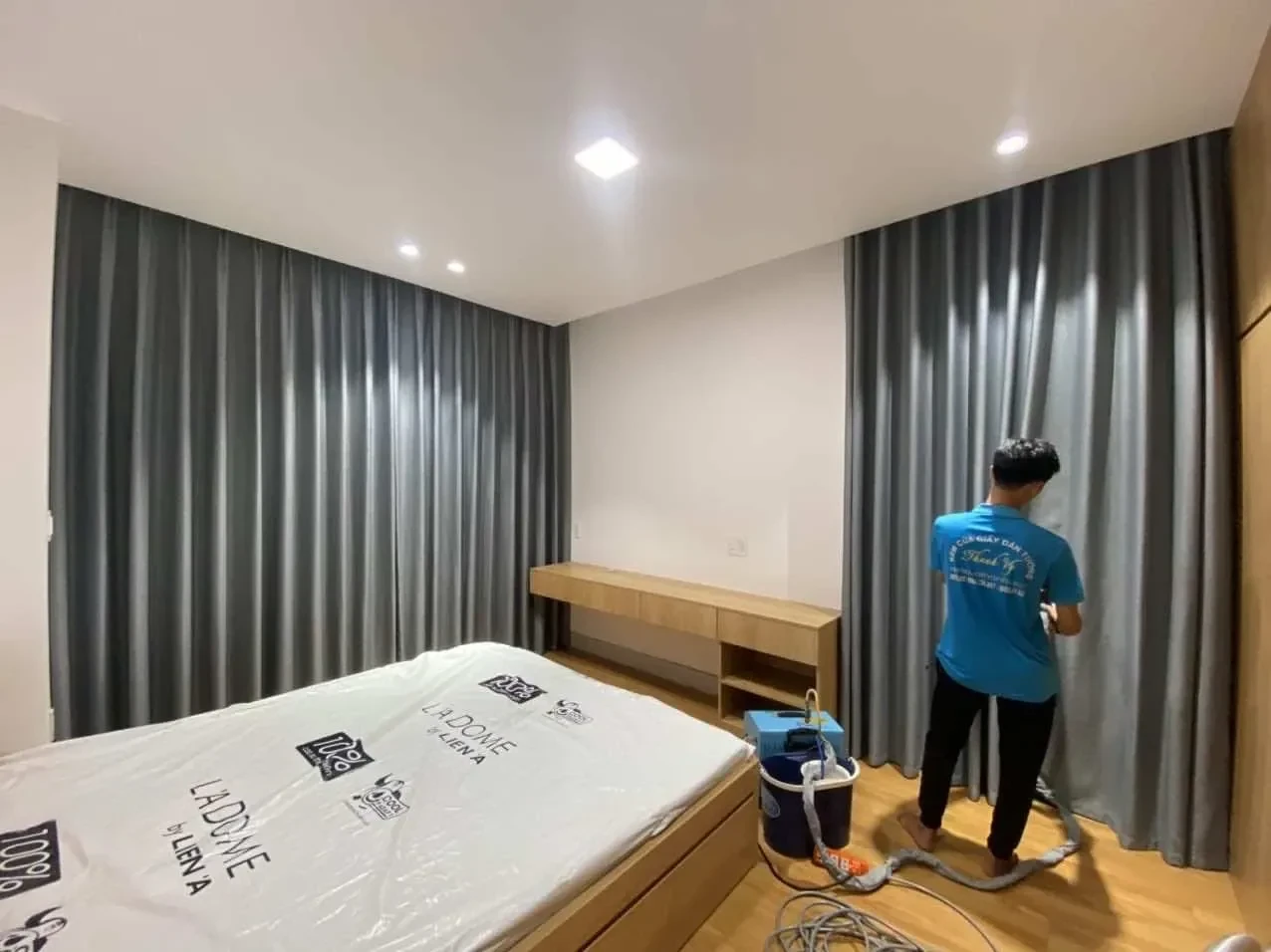 Công trình Rèm Vải 2 Lớp Hấp Sóng Phòng Ngủ Villa Hồ Tràm