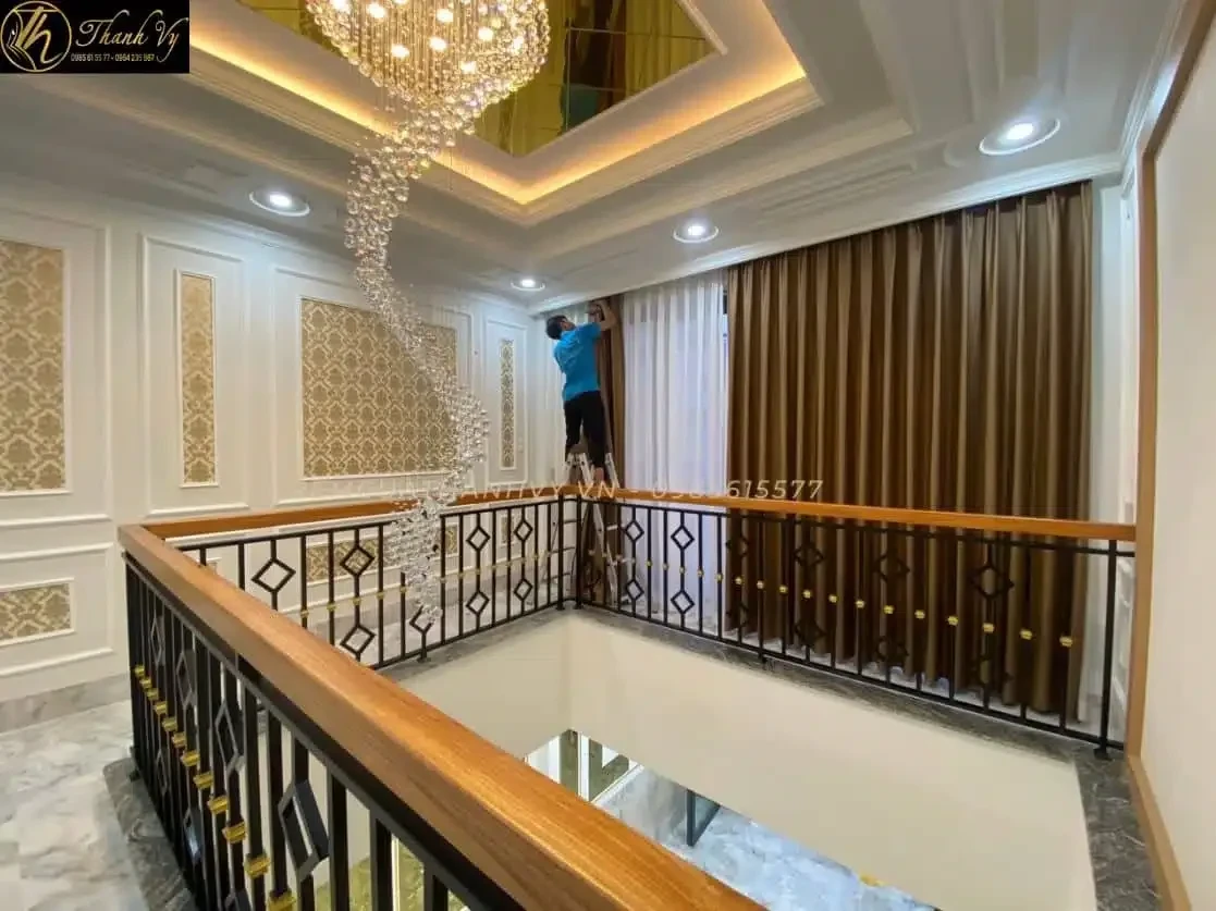Công trình Rèm Cuốn Vải Cao Cấp Tiệm Vàng Minh Hoàng, Bình Tân