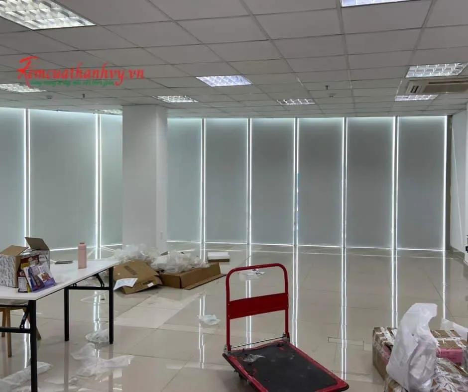 Công trình Rèm Sáo Cuốn Văn Phòng Tầng Cao – Quận Tân Bình