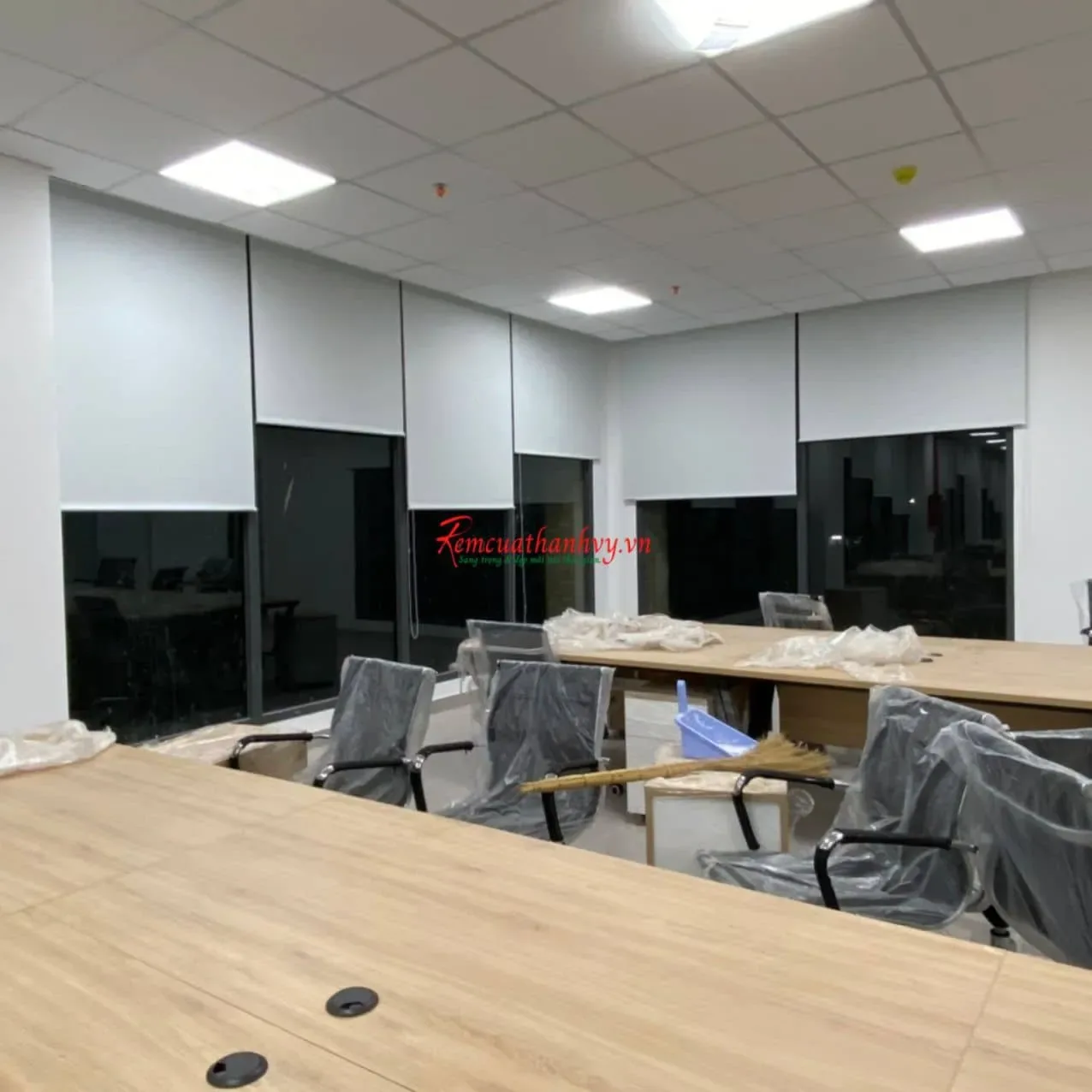 Công trình Rèm Cuốn Kín Sáng Văn Phòng An Thạnh, Bến Lức, Long An